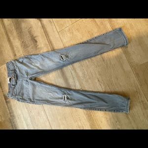 Abercrombie & Fitch light distressed jeans